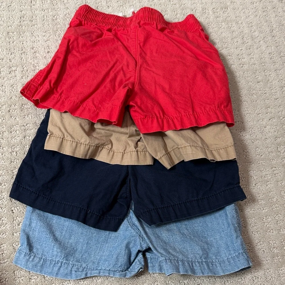 GAP 4-Pack Elastic-Waist Kids Shorts in Light Blue, Navy, Khaki & Red